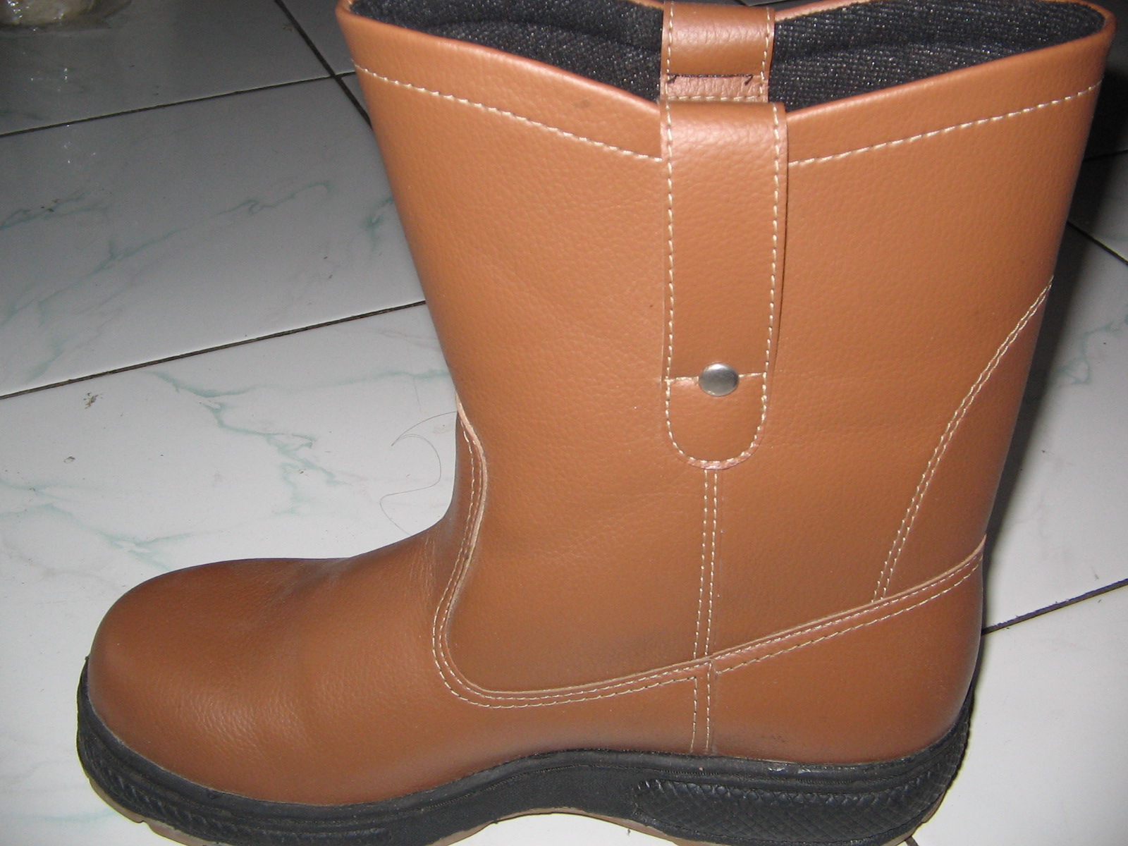 sepatu safety composite