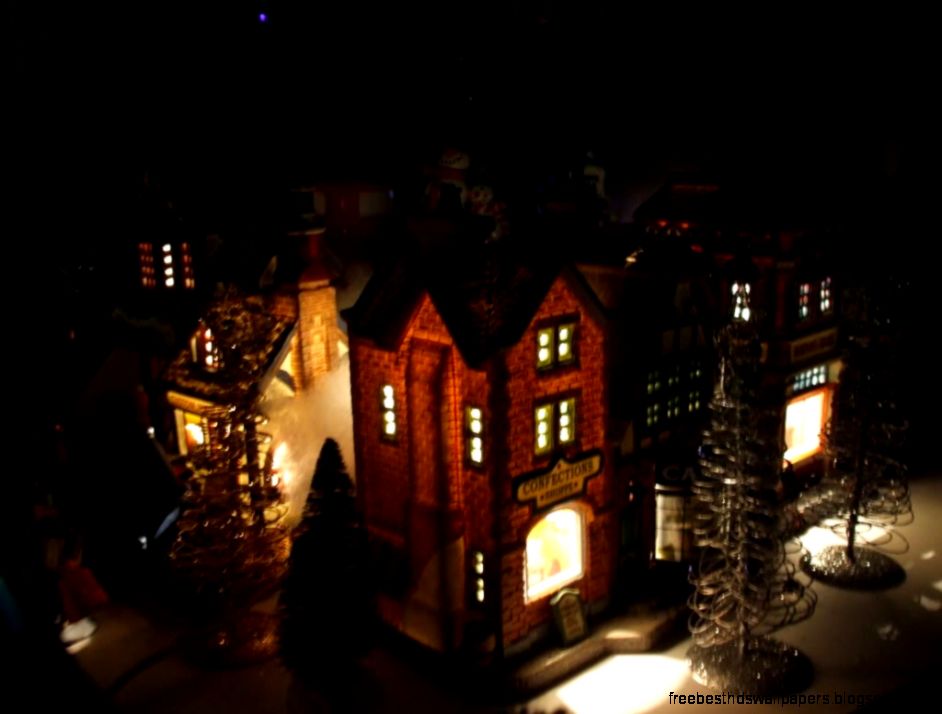 Who uses Dept 56 original Snow Village or Lemax buildings or