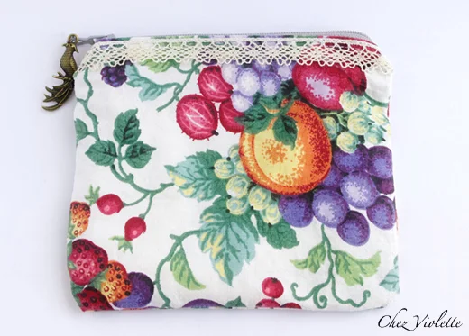 Retro Zipper pouch : Vintage fruit fabric + French antic lace (1920)