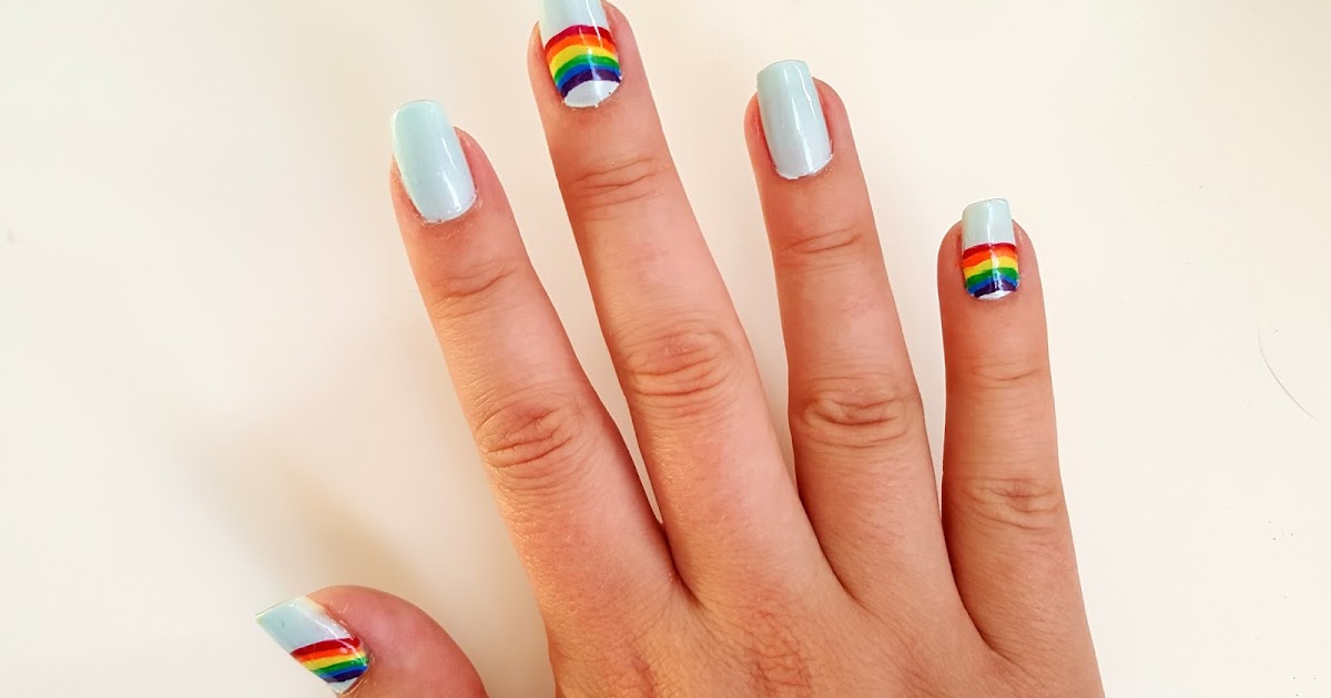 маникюр 2021 аниме. ногти на новый год молодежное. стильный маникюр. маникюр на день рождения 2021. маникюр с пингвинчиками.