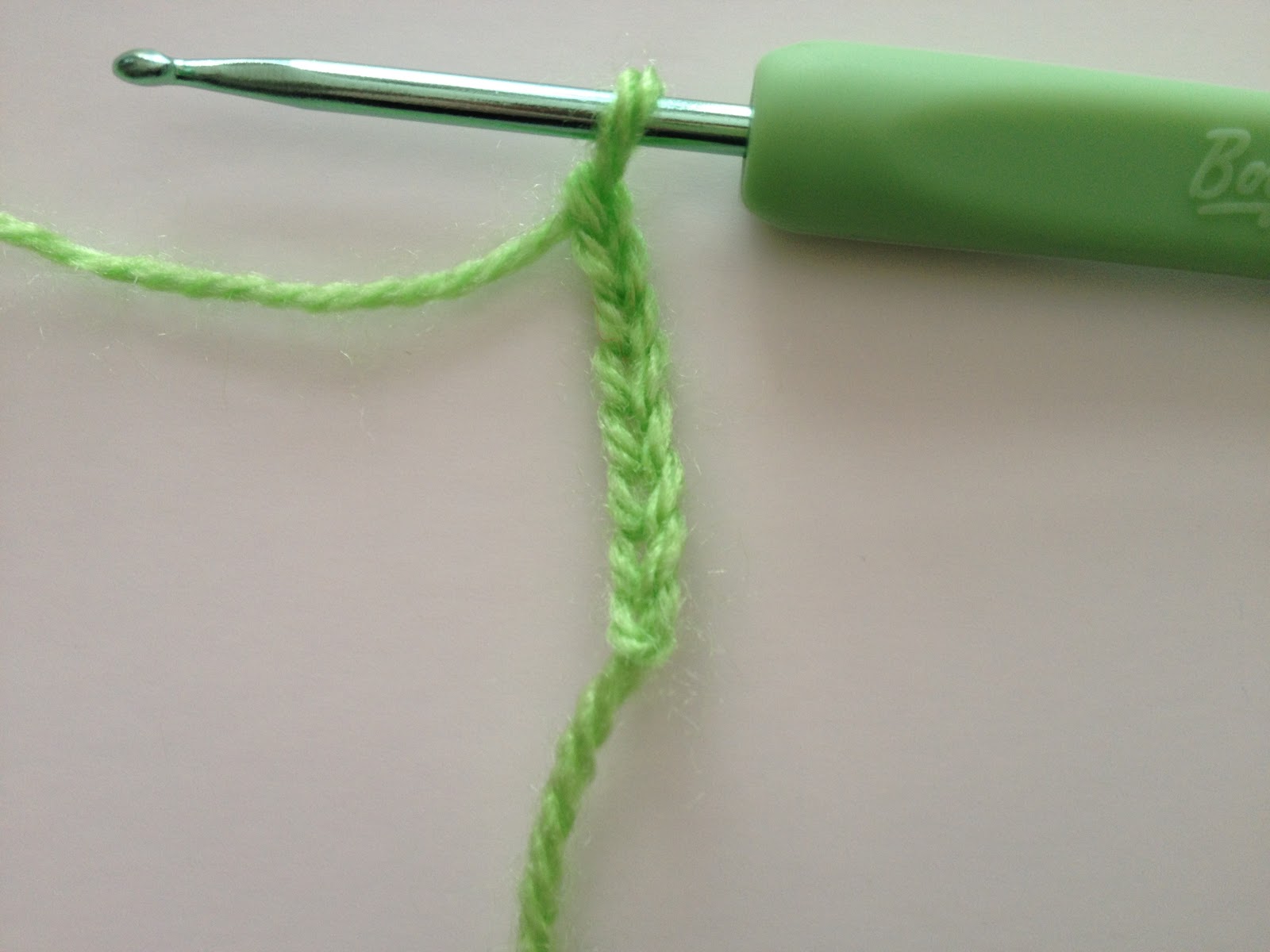 make-all-the-things-small-leaf-crochet-pattern
