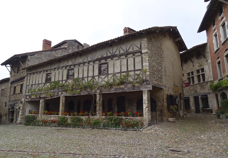 Walking with Friends Down Under: Annecy, Perouges and Lyon