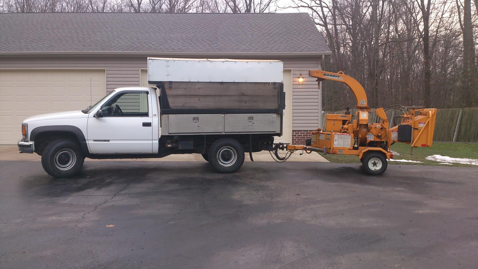 Eric's Tree Service, Warren Ohio 44484 Equipment