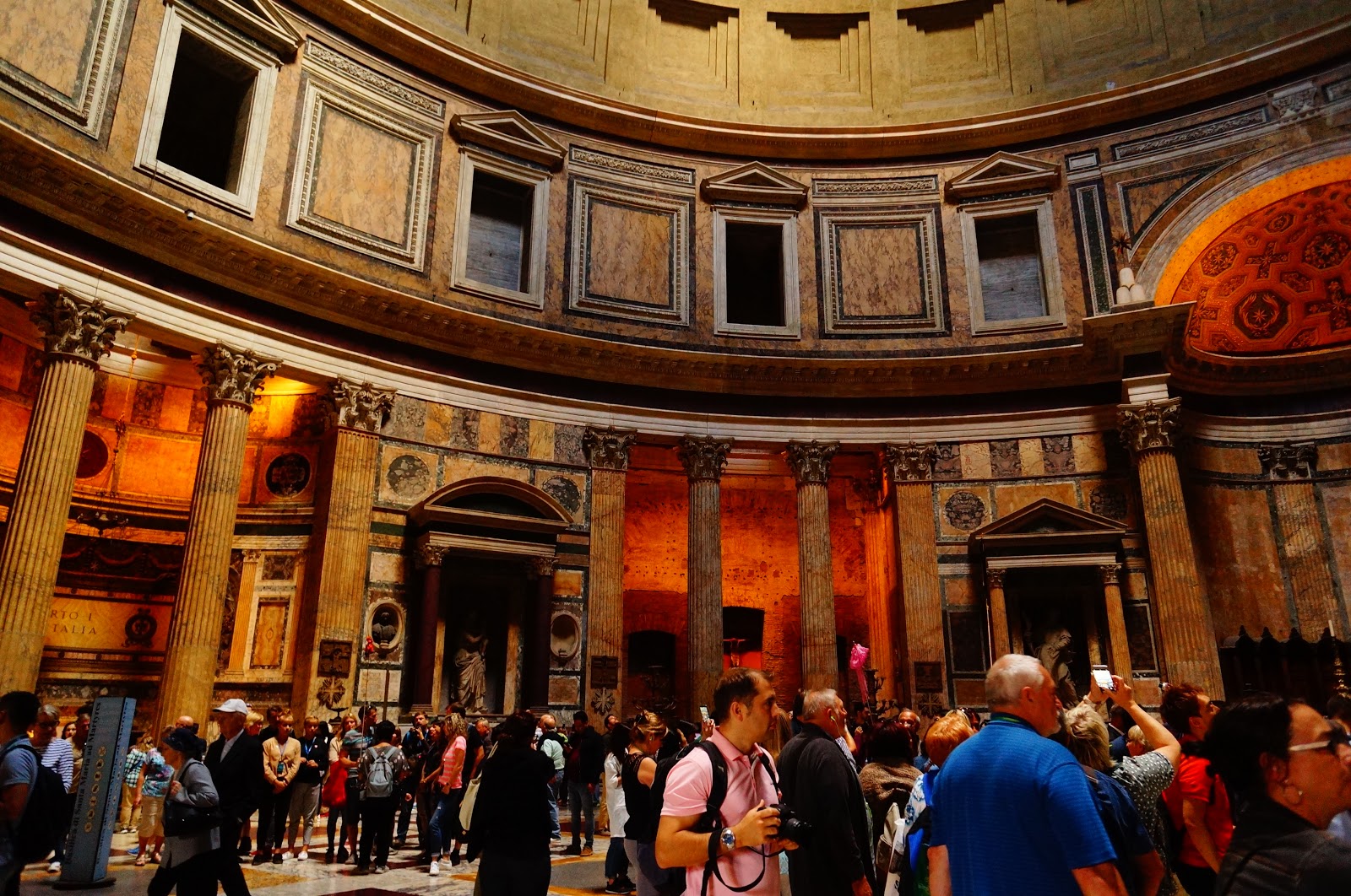 Пантеон рим внутри