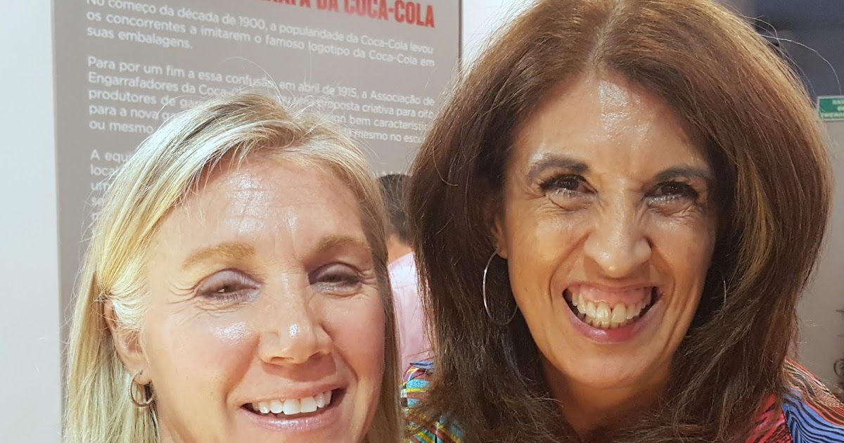 Exposição da garrafa de Coca-Cola: inspirando a cultura pop há 100 anos