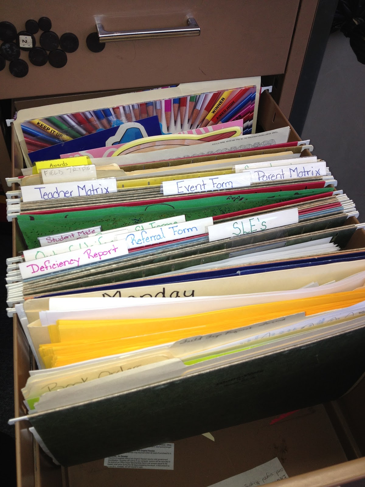 Classroom Freebies Too: Template for Hanging File Labels