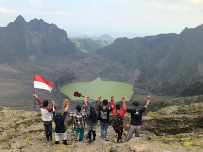 Pendakian Gunung Kelud Via Desa Tulungrejo Pendakian Gunung Kelud Via Desa Tulungrejo