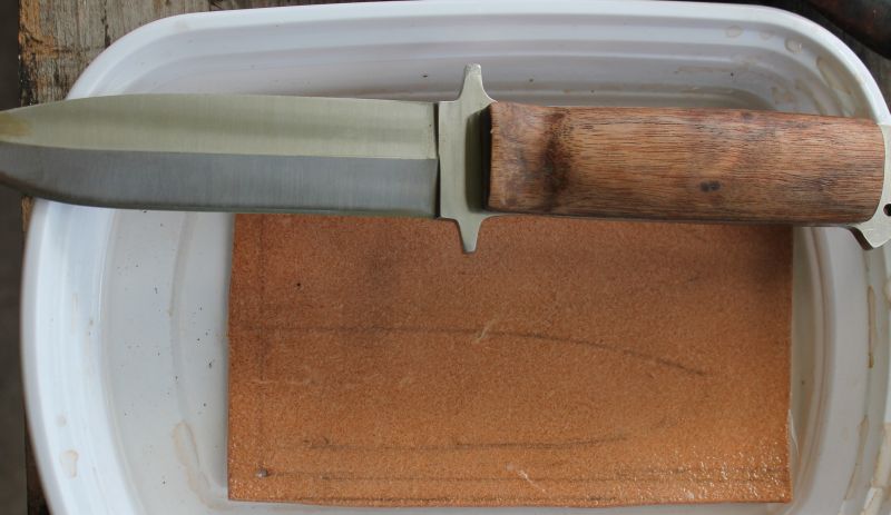 martinus-knives-woods-and-leatherworks-now-wet-forming-my-sheaths