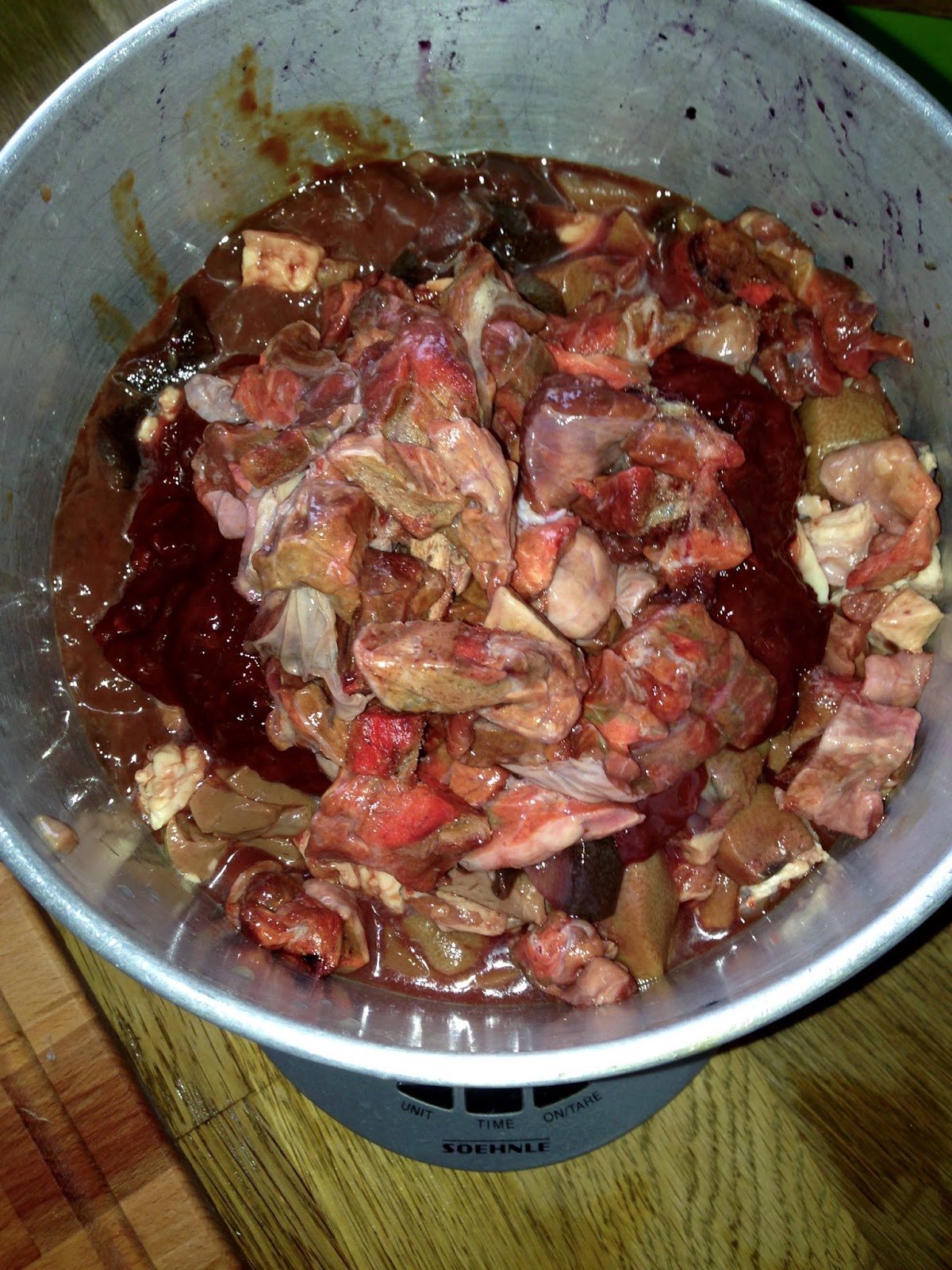 Eat raw. Feed raw. Barefood April 2015