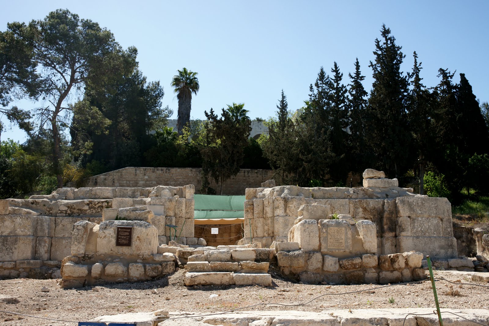 Израиль эммаус