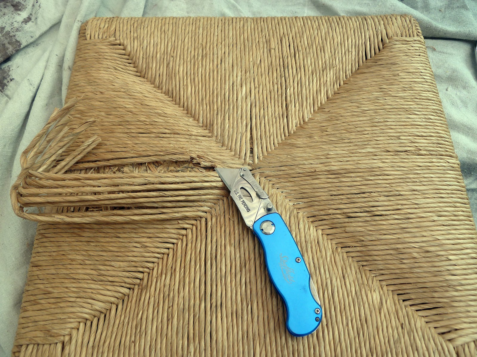 Calli's Crossing: Kitchen Chair Makeover: Part 2