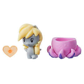 My Little Pony Blind Bags Beach Day Derpy Pony Cutie Mark Crew Figure