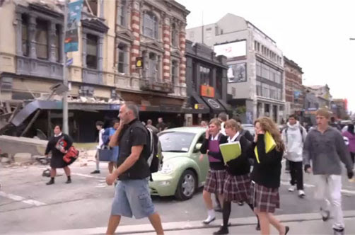 Video : ニュージーランド大地震直後の爪あとを記録した貴重なミニ・ドキュメンタリー ! !
