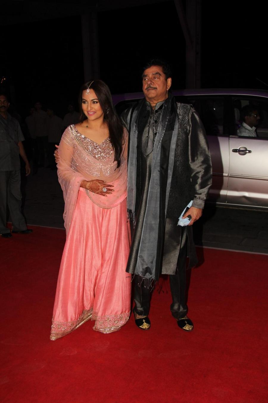 Sonakshi Sinha Images In Pink Dress At Wedding Reception
