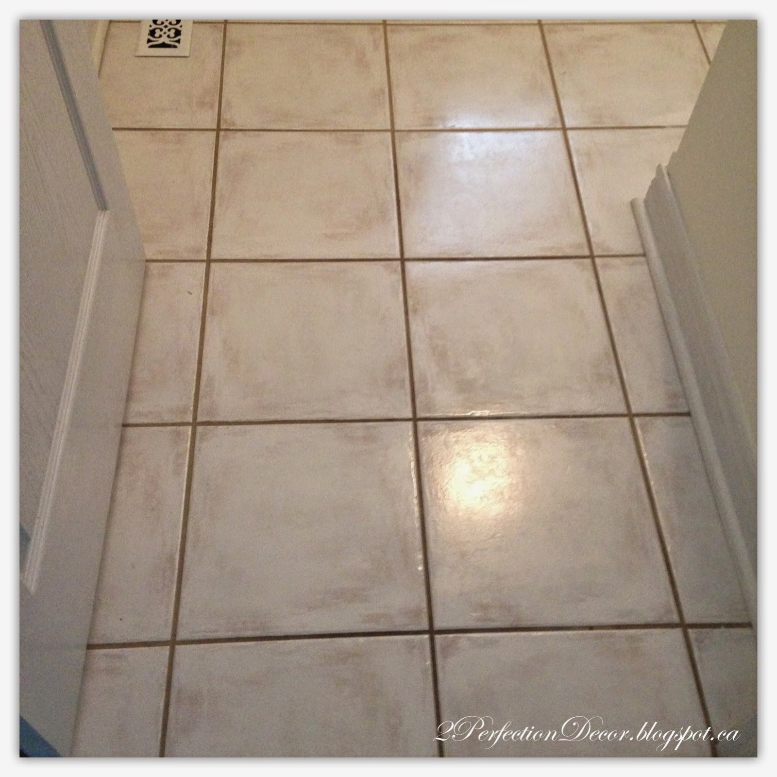 2Perfection Decor How to Paint Dark Grout 'White'