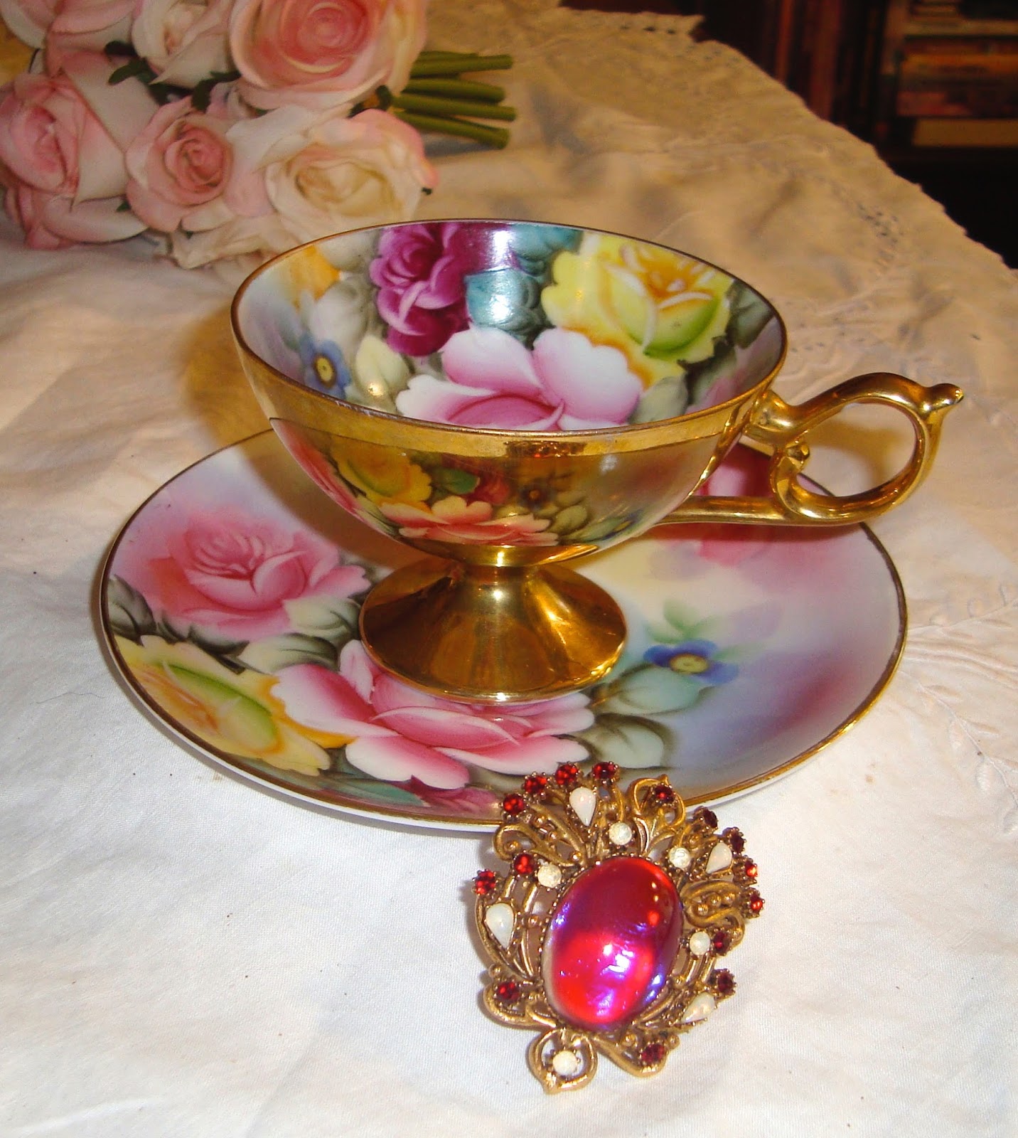 Martha's Favorites PRETTY IN PINK TEA CUPS!