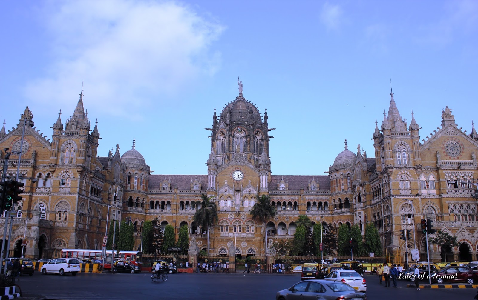 Tales Of A Nomad: Exploring Old Mumbai