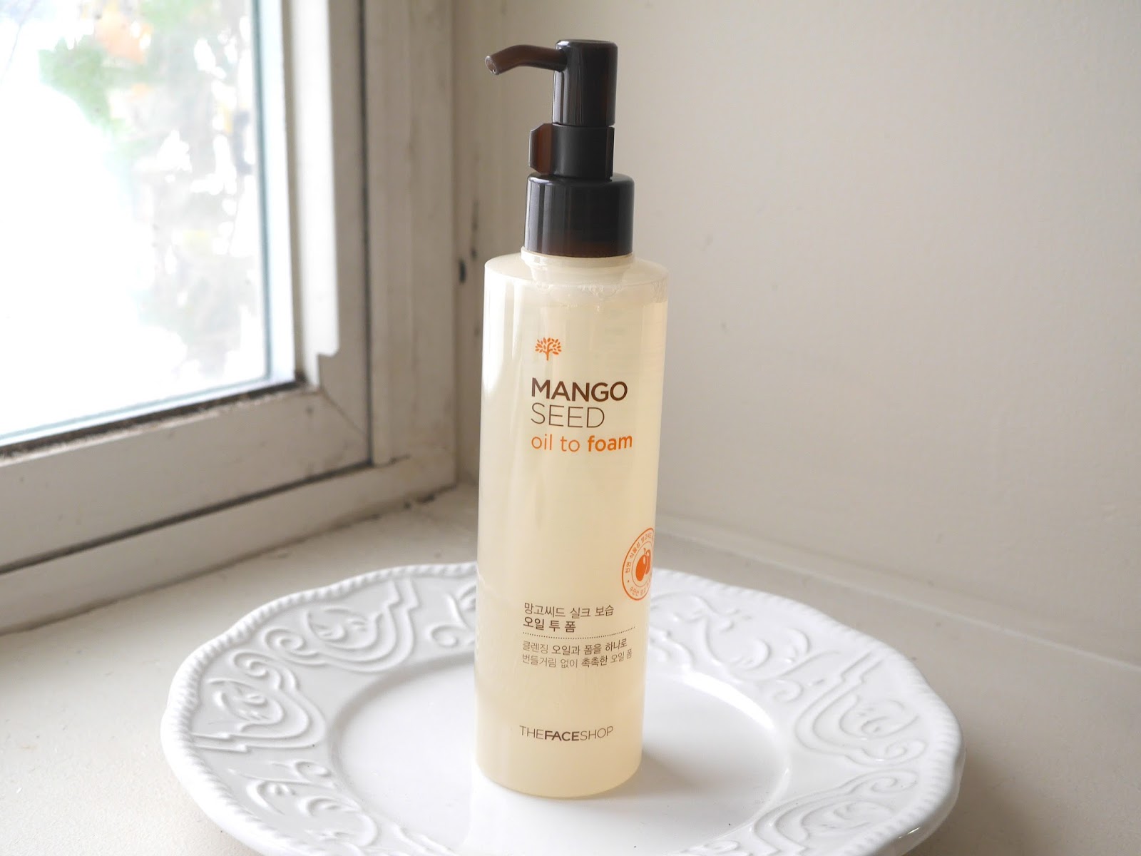 the face shop mango seed oil to foam cleanser review