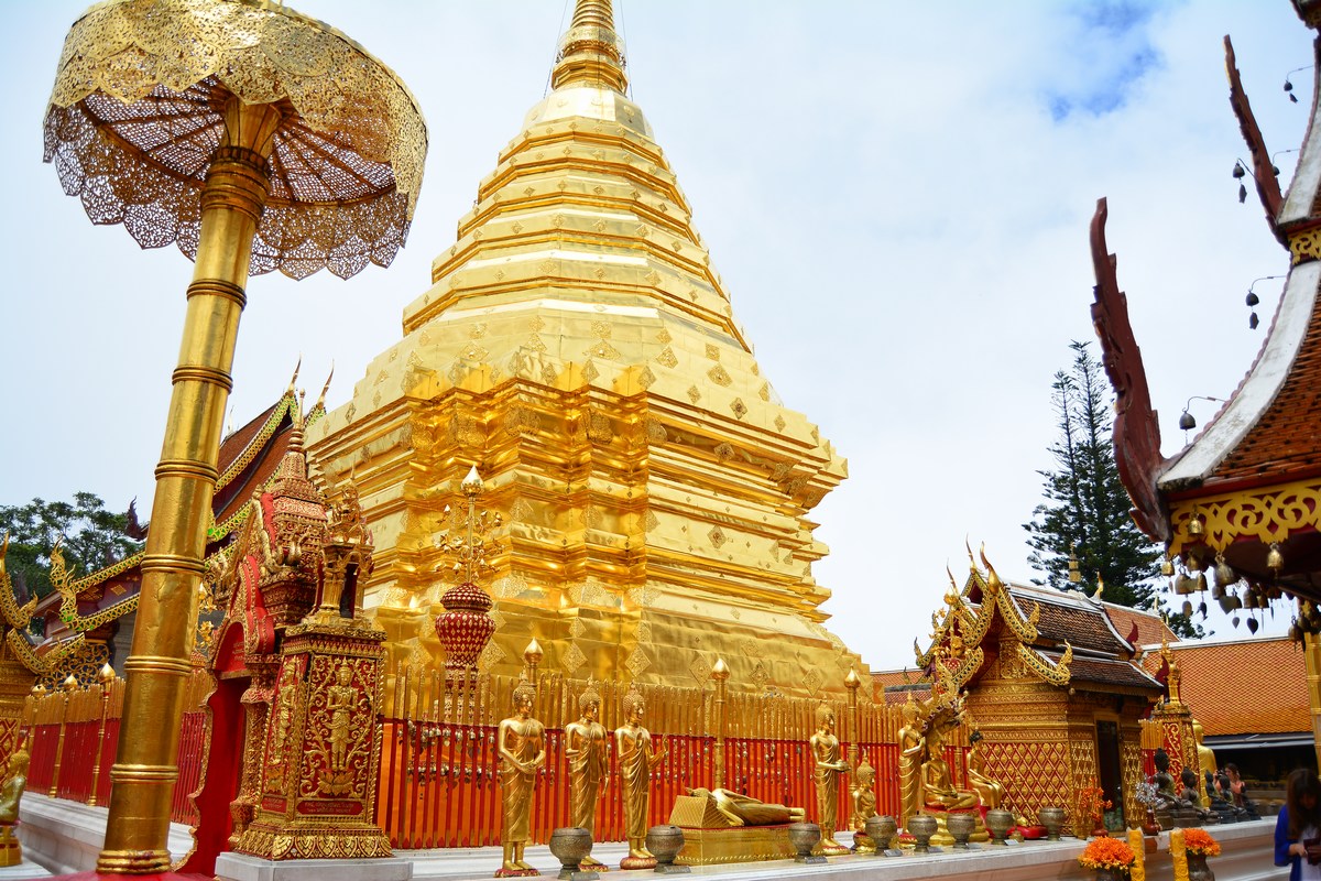 Le stupa doré du Wat Phra That Doi Suthep.
