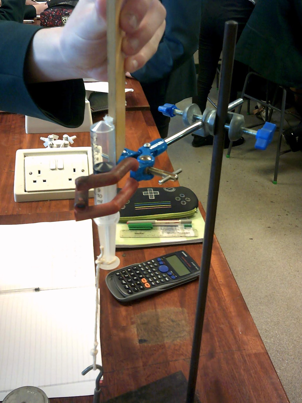 wigton physics Boyle's Law with a sealed syringe