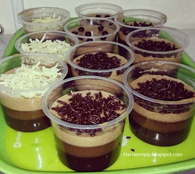 Step by Step Puding Terapung Coklat