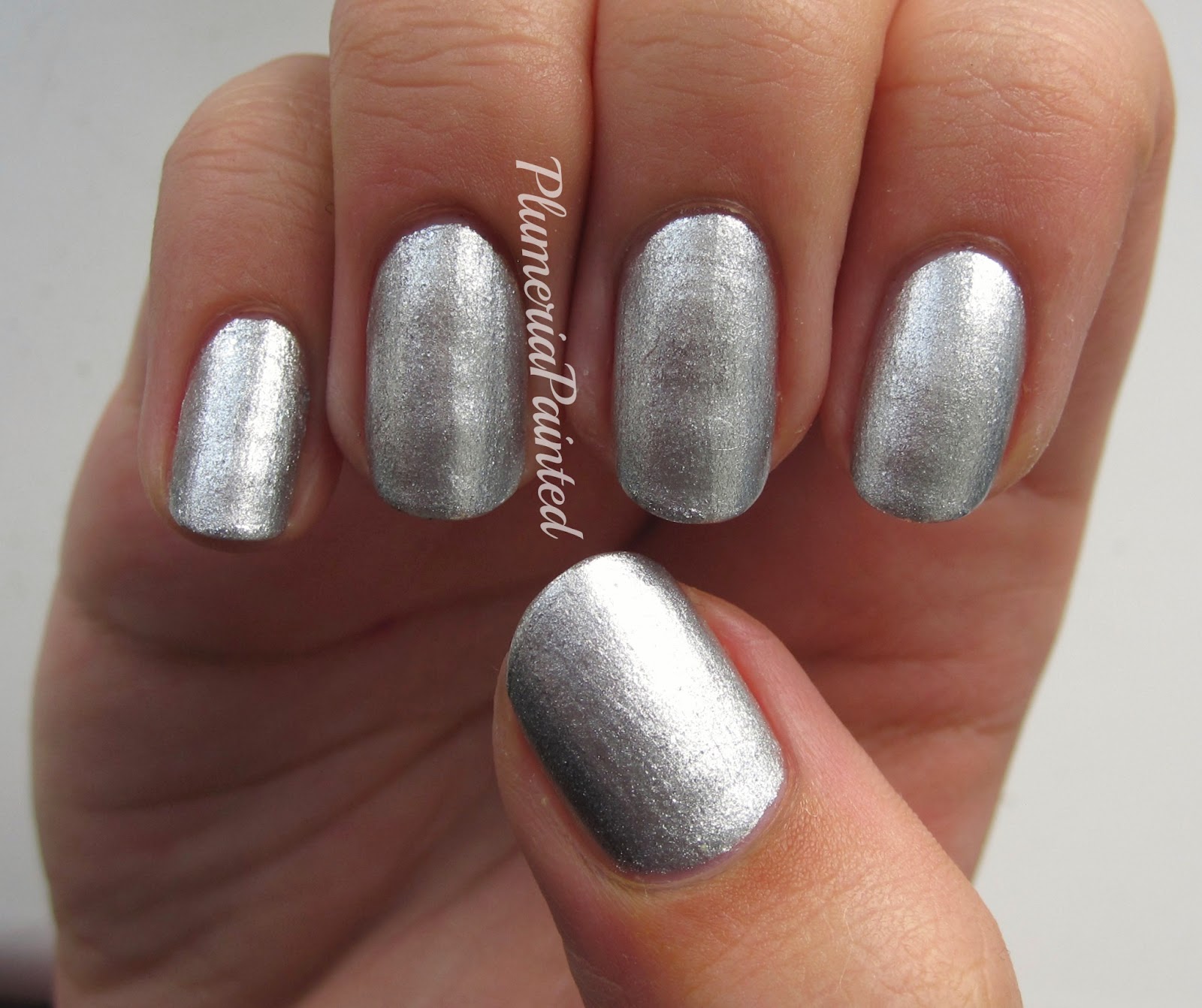 PlumeriaPainted Silver Nails w7 Silver Mirror