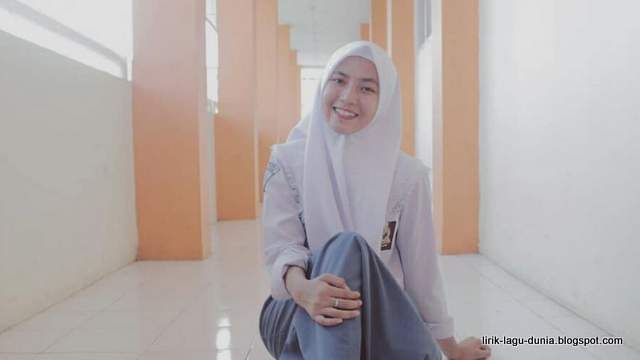 Lirik Lagu Feby Putri Usik Lirik Lagu Dunia