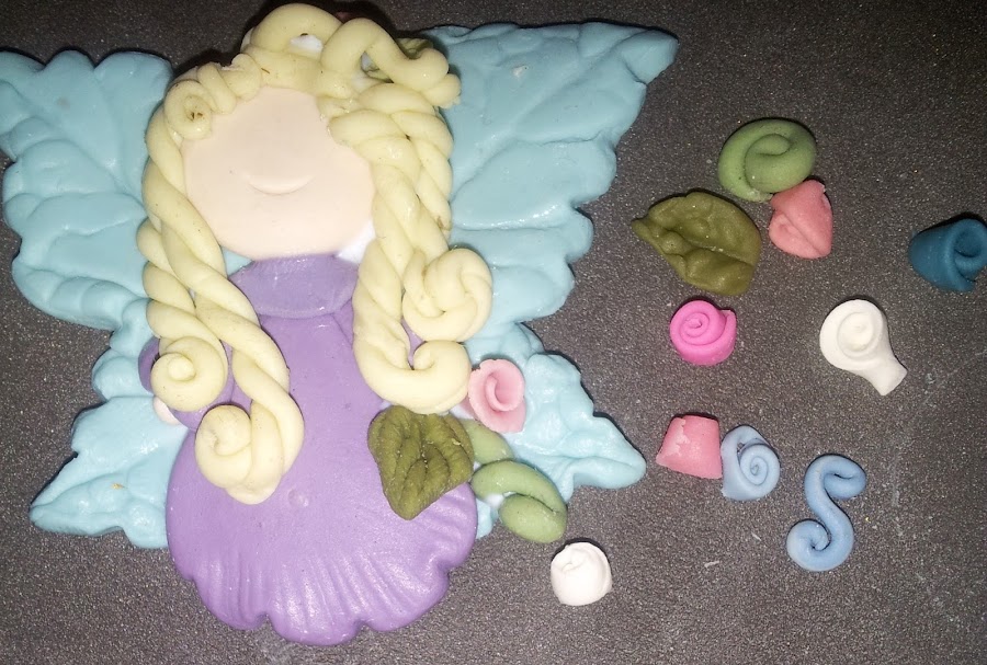 Cómo-hacer-un-Hada-de-Porcelana-Fría 