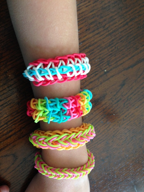 different kinds of rainbow loom bracelets