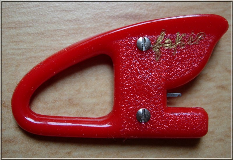 A Quoi Sert Le Crochet Couteau Suisse De fhil en aiguilles: septembre 2013