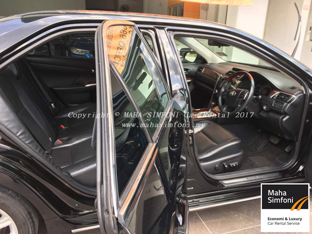 Toyota Camry 2 5 A 2015 Black Interior