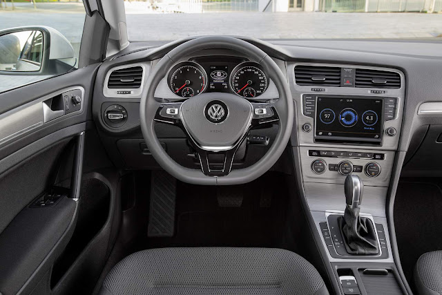 Novo VW Golf 1.0 TSi chega ao mercado em Agosto