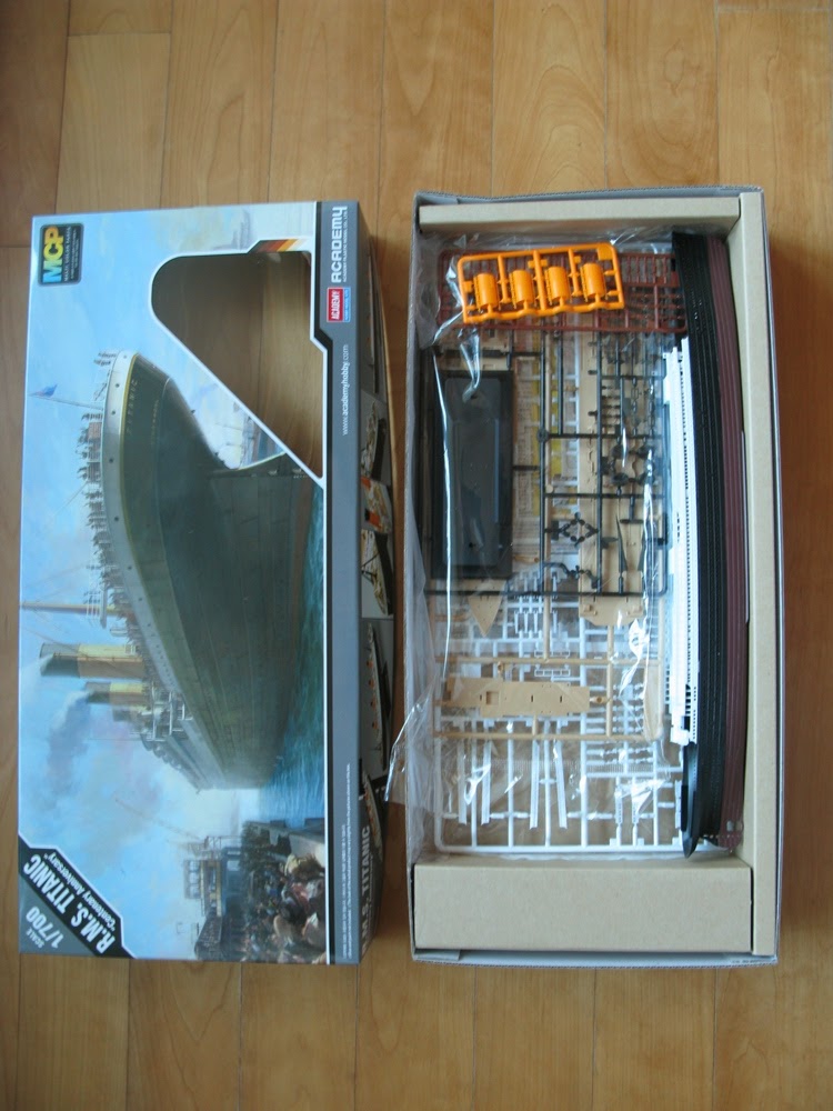 Academy Hobby Model Kits Rms Titanic