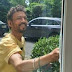 Irrfan Khan returns to Twitter with a new picture amidst battling neuroendocrine tumour!