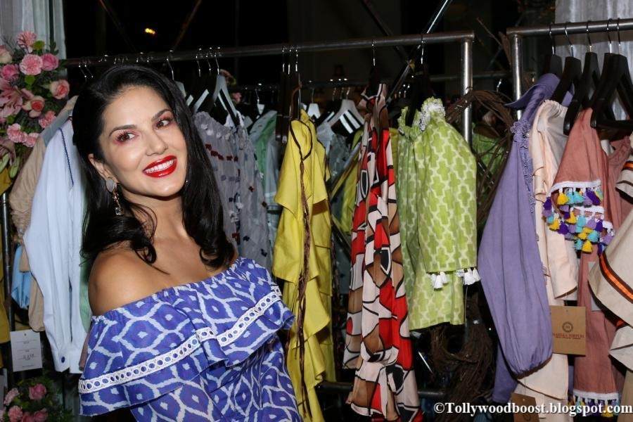 Model Sunny Leone Photo Shoot At Fashion Show In Blue Dress