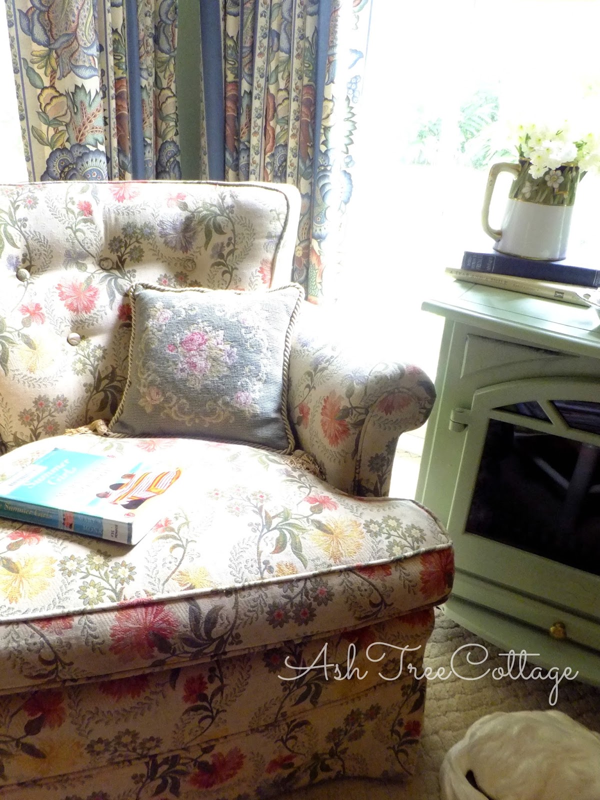 Ash Tree Cottage: Pick A Chair