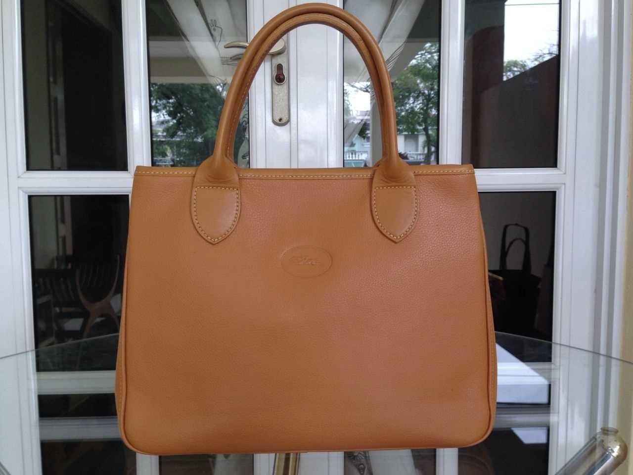 Truly Vintage: Authentic LONGCHAMP Fully Leather Brown Handbag