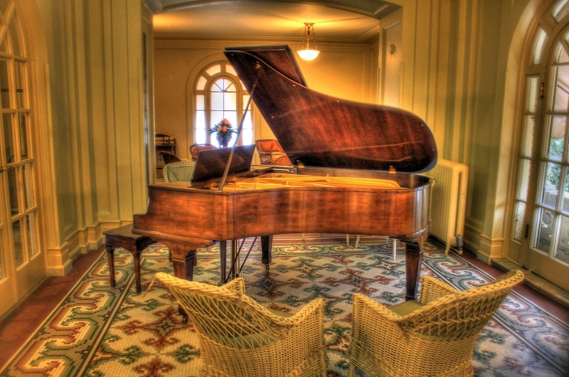 Dazzling Piano Room