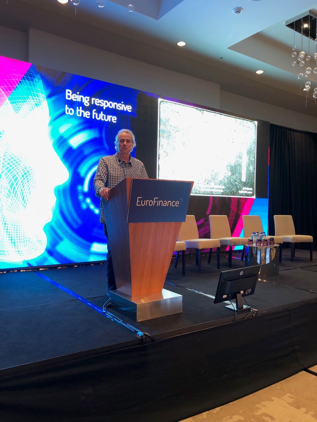 Hindsight Kaplan Institute Exec Director Howard Tullman gives TECH