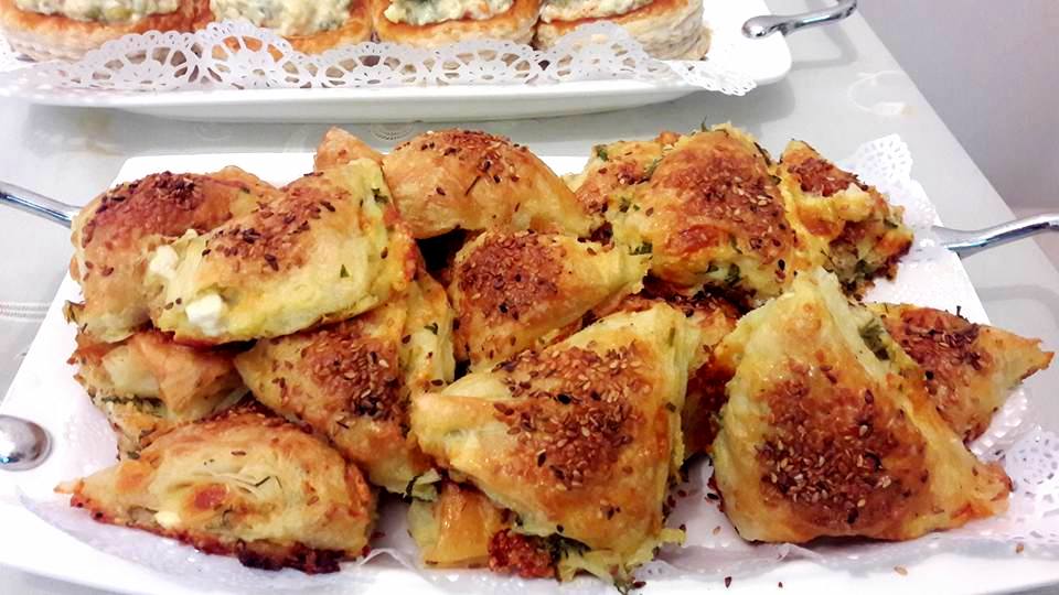 PEYNİRLİ KOLAY ÜÇGEN BÖREK GÜLO ANNE MUTFAKTA