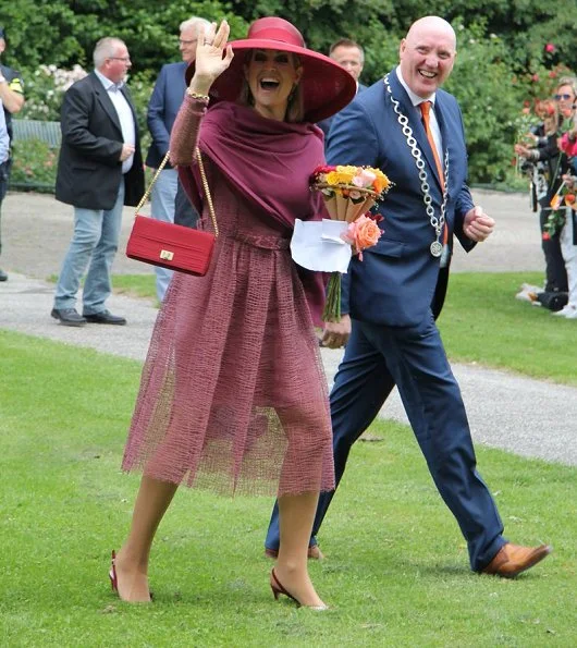 Queen Maxima presents a new rose during the Dutch Rose Association's National Symposium at the Rosarium in Winschoten