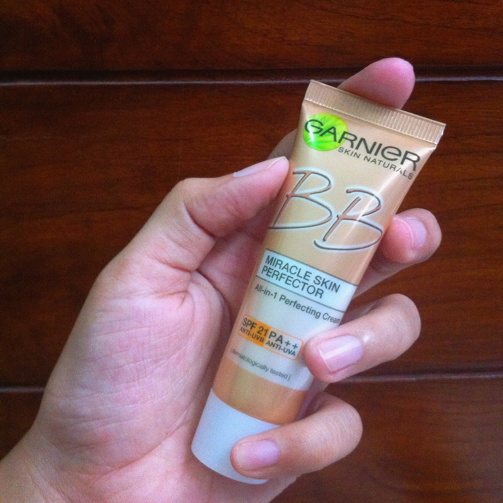 Harga dan Review Garnier BB Cream untuk Kulit Berminyak Cosmo Cantik