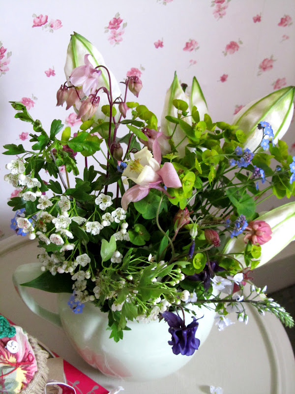 Madelief The Vintage Teacup club