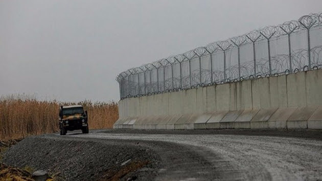 Turquía continúa construyendo muro en frontera con Irán
