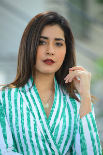 Actress Raashi Khanna New Stills at Venky Mama Movie Interview Actress Raashi Khanna New Stills at Venky Mama Movie Interview