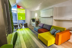 Marzua: Pequeño apartamento con muebles convertibles