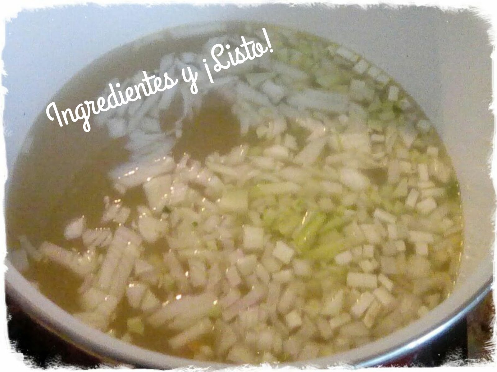 Ingredientes y ¡Listo! Caldo de Pollo con Chayote