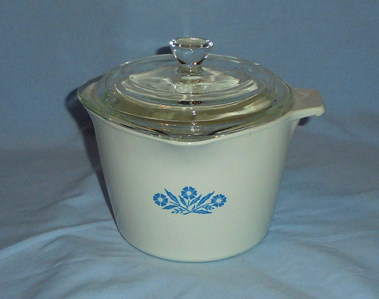 CorningWare Vintage 1970's Corning Ware White Glass Blue Cornflower 2 qt Saucemaker FREE S/H 