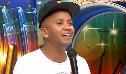 Luto Morre Deivison Kellrs Vocalista Da Banda Torpedo Smblognews Vocalista da banda torpedo, deivison kellrs faleceu às 15h50, vítima de complicações de um a trajetória musical de deivison começou há cerca de sete anos, já no início da banda torpedo. luto morre deivison kellrs vocalista