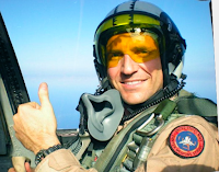 Aiello Piloto de F/A 18 que realizó la persecución de un ovni en el 2004 asegura que esa tecnología no es de este planeta